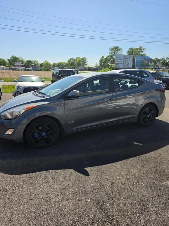 2013 Hyundai Elantra - Image 2 of 7