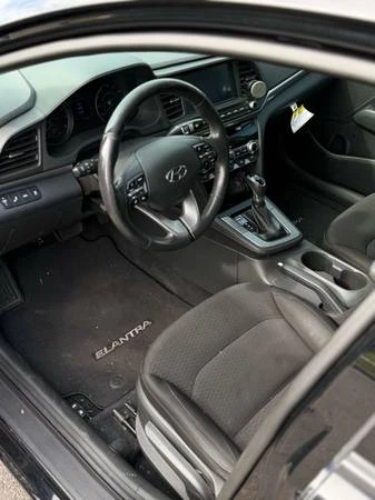 2020 Hyundai Elantra - Image 11 of 12