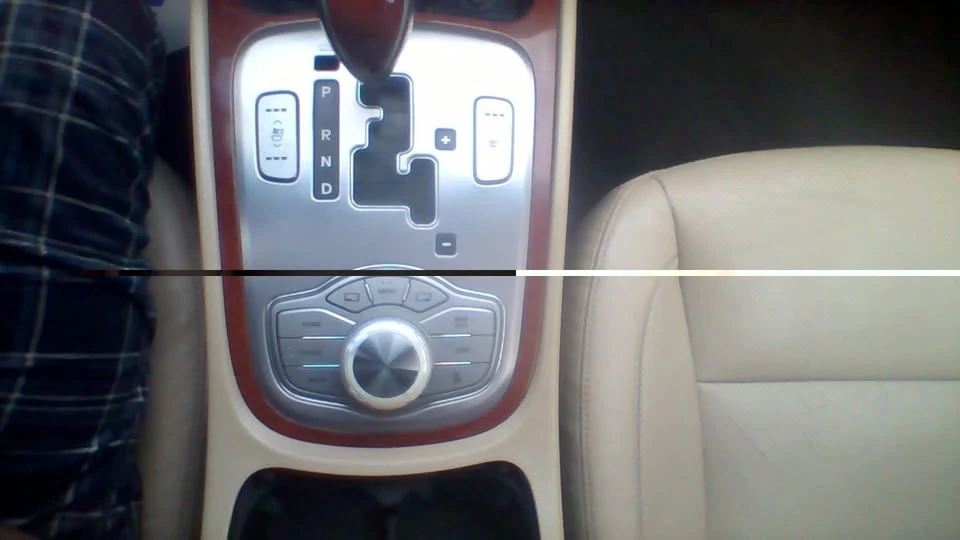 Hyundai Genesis - Image 5 of 9