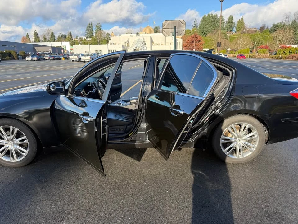 2009 Hyundai Genesis - Image 3 of 7