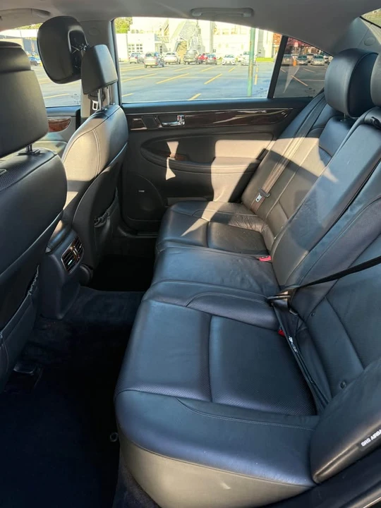 2009 Hyundai Genesis - Image 6 of 7
