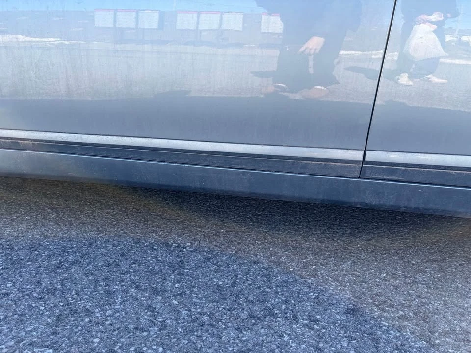 2009 Hyundai Genesis - Image 7 of 8