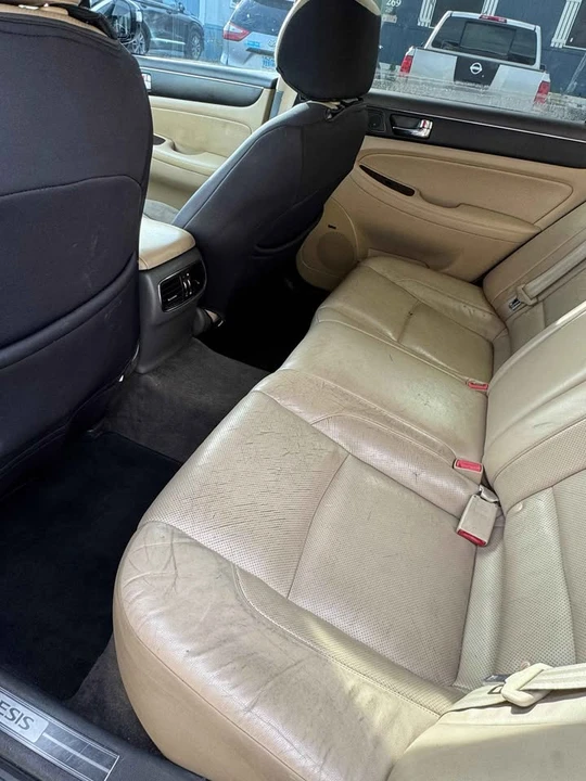 2009 Hyundai Genesis - Image 6 of 8