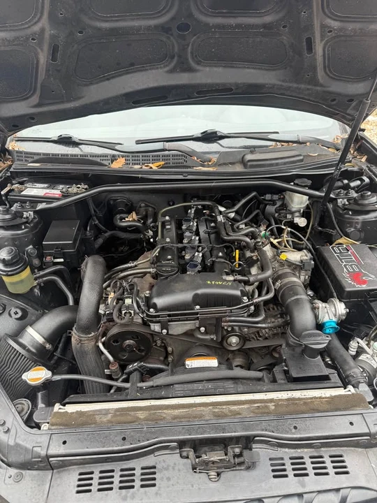 Hyundai Genesis - Image 4 of 5