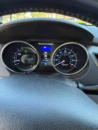 2013 Hyundai Sonata - Image 10 of 11