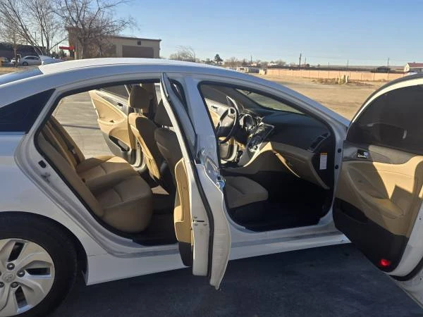 2015 Hyundai Sonata - Image 7 of 19