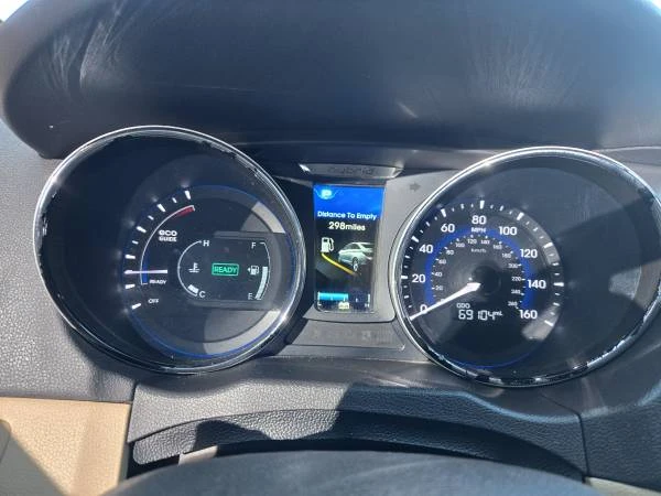 2015 Hyundai Sonata - Image 16 of 19