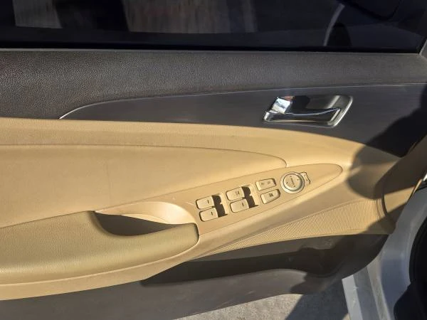 2015 Hyundai Sonata - Image 13 of 19
