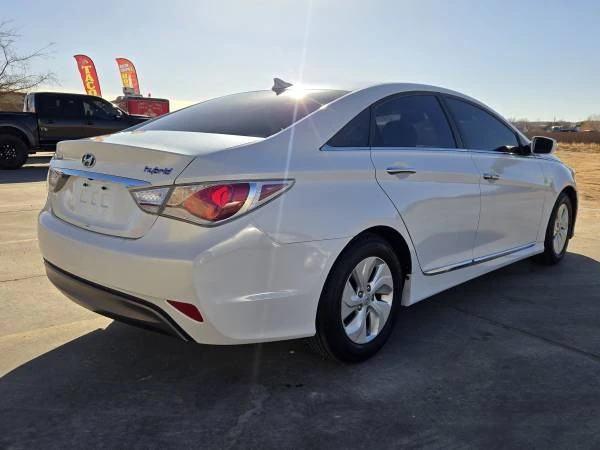 2015 Hyundai Sonata - Image 5 of 19