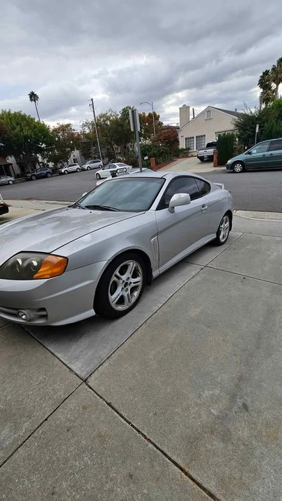 2004 Hyundai Tiburon - Image 4 of 4