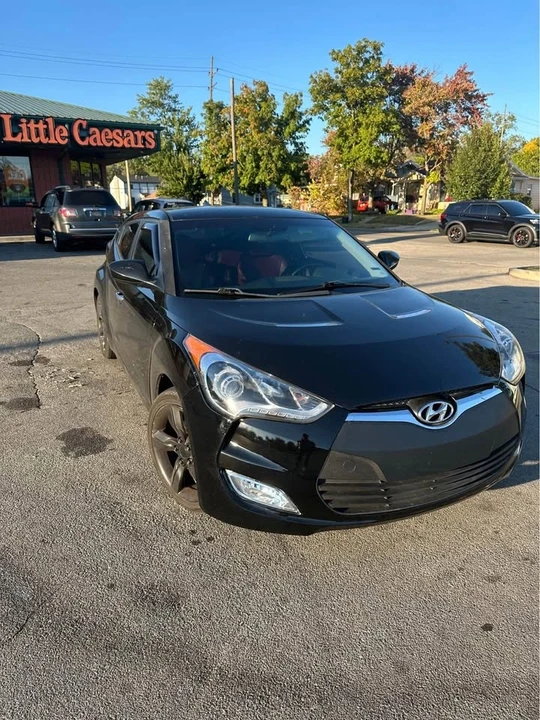 2014 Hyundai Veloster - Image 2 of 5