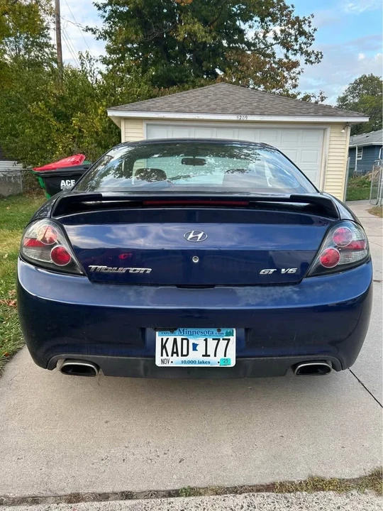 2007 Hyundai Tiburon - Image 2 of 5