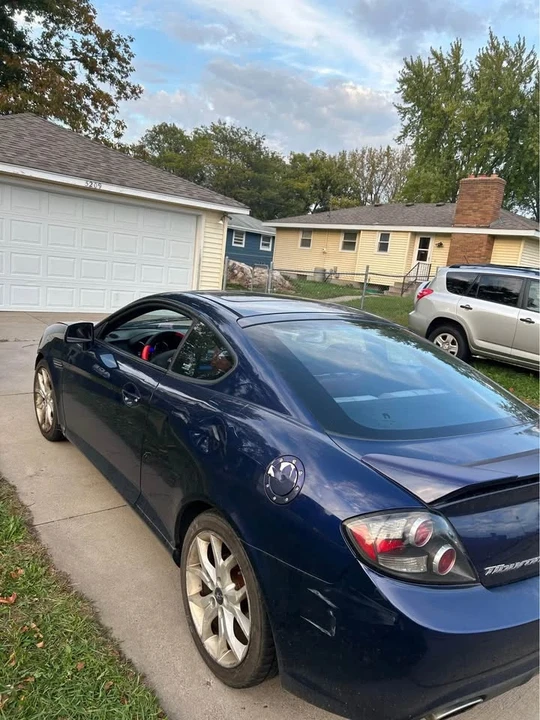 2007 Hyundai Tiburon - Image 3 of 5