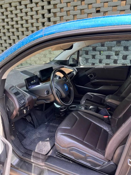 2017 BMW i3 - Image 14 of 16