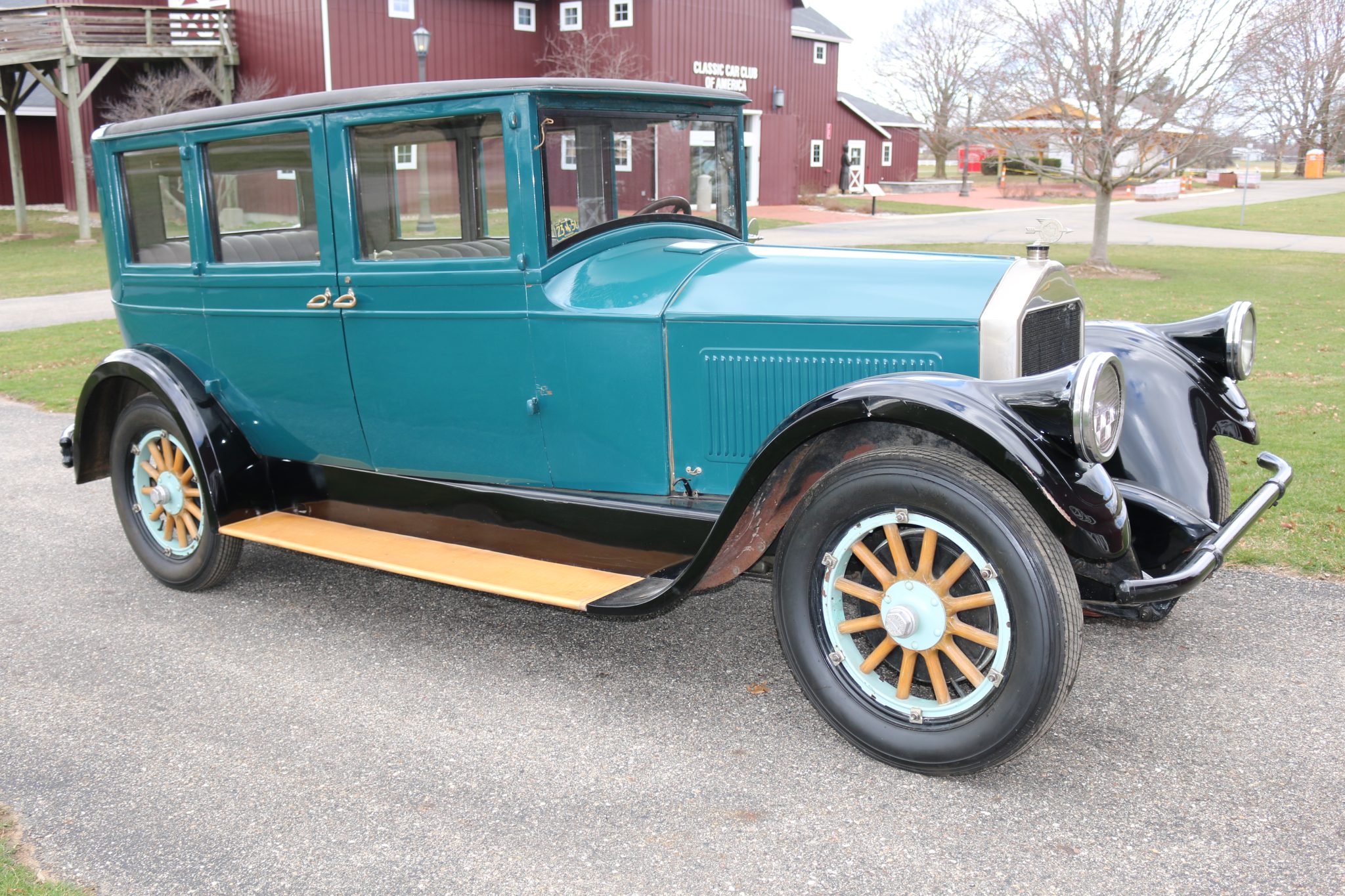 1927 Pierce-Arrow Series 80 Five-Passenger Four-Door Coach