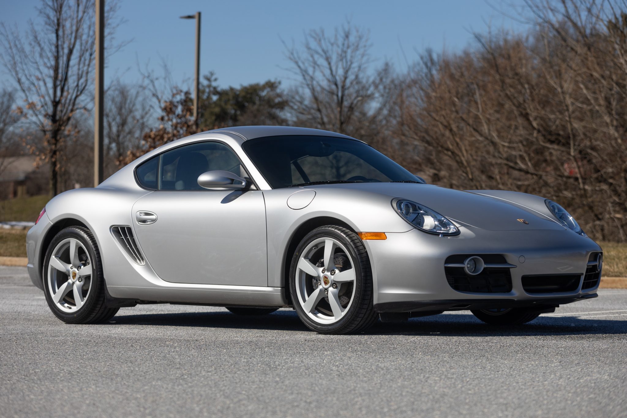 2k-Mile 2007 Porsche Cayman 5-Speed