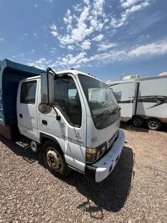 2001 Isuzu Elf - Image 2 of 11