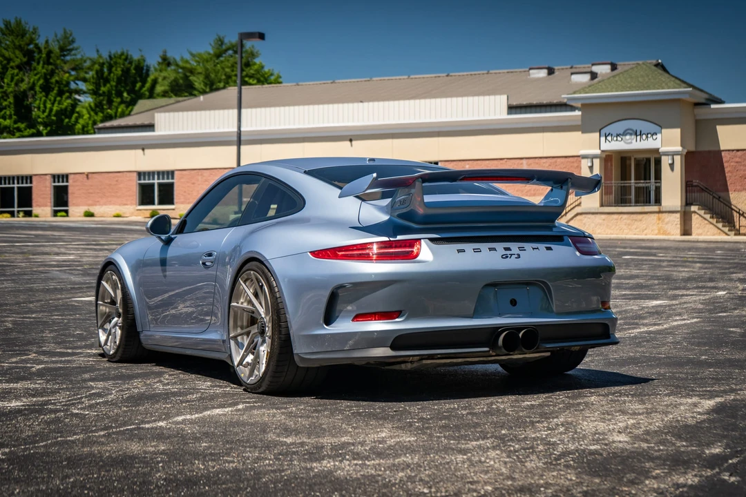 2015 Porsche 991 GT3 - Image 18 of 31