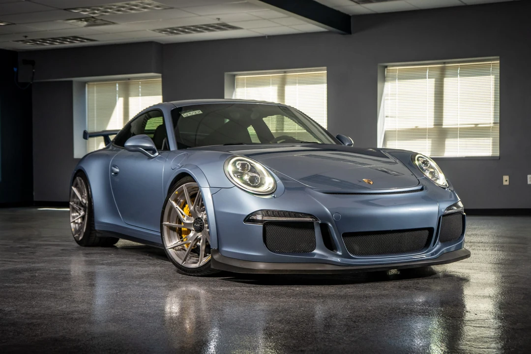 2015 Porsche 991 GT3 - Image 30 of 31