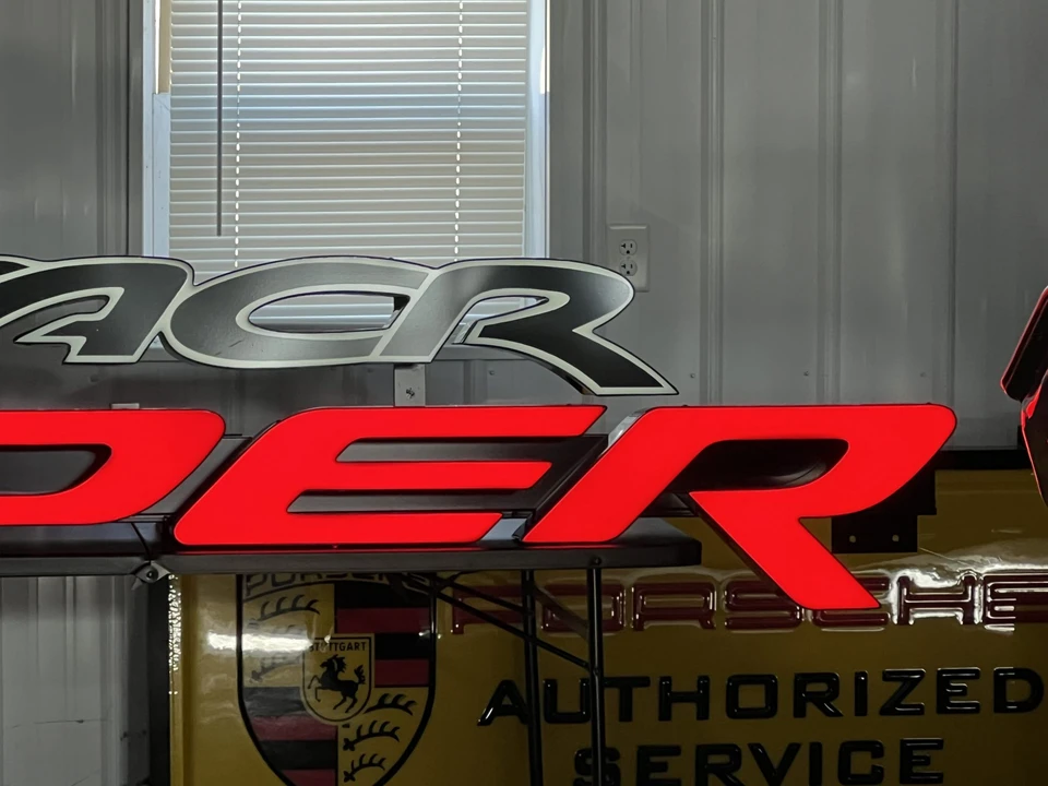 Dodge Viper - Image 4 of 14