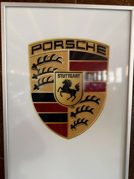 Porsche - Image 15 of 16