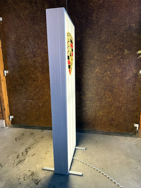 Porsche - Image 9 of 16