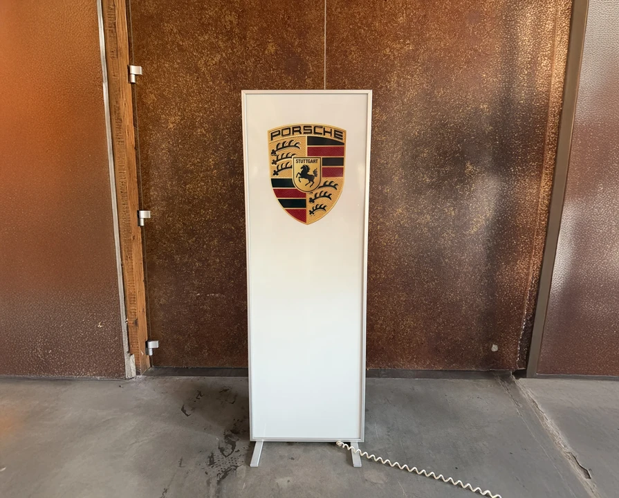 Porsche - Image 11 of 16