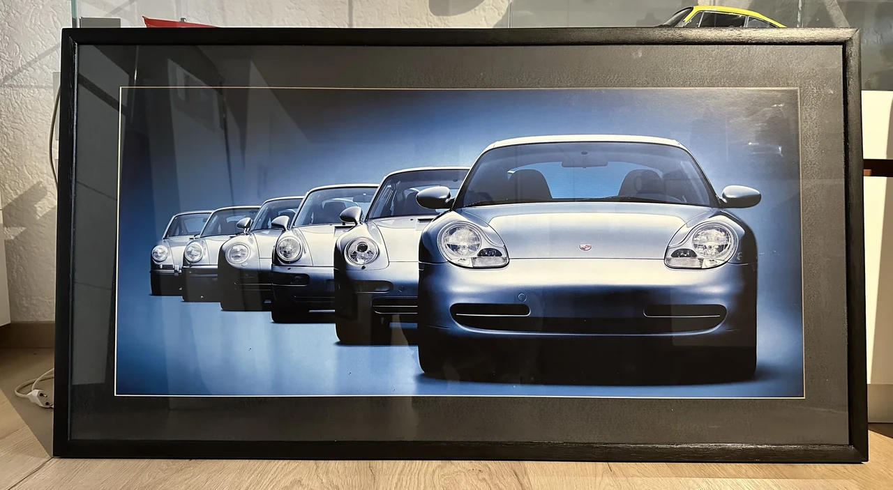 Porsche - Image 4 of 9