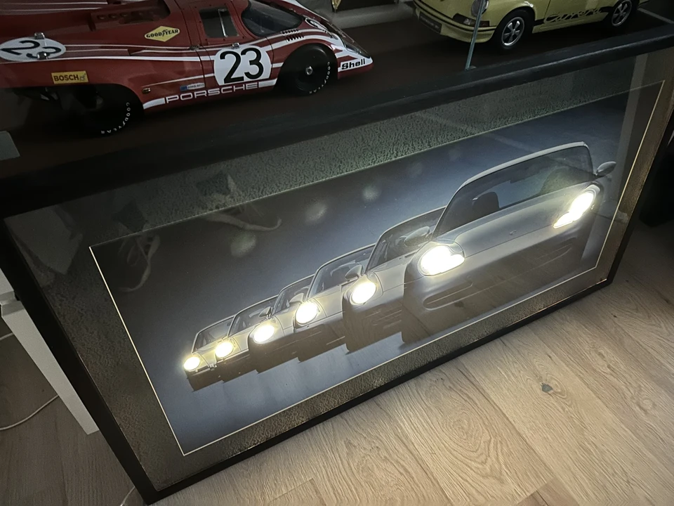 Porsche - Image 7 of 9
