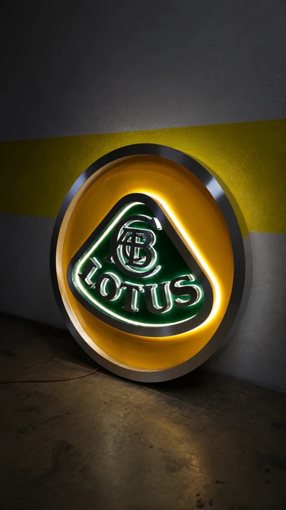 Lotus - Image 2 of 8
