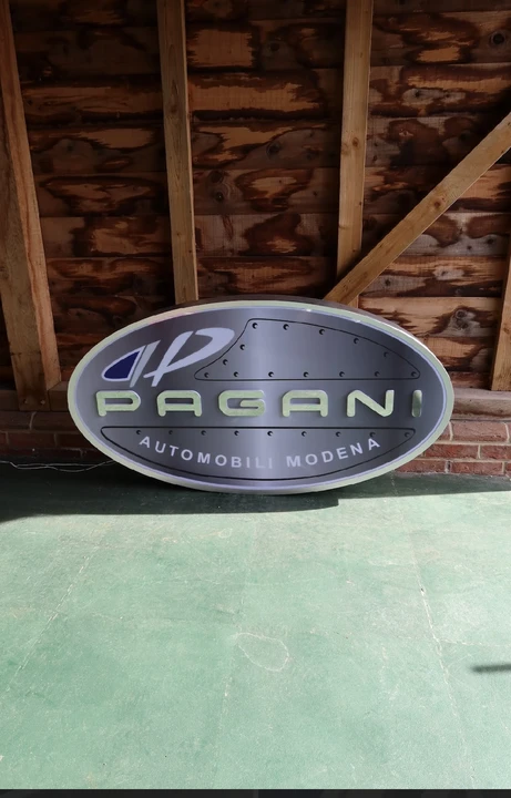Pagani - Image 4 of 8