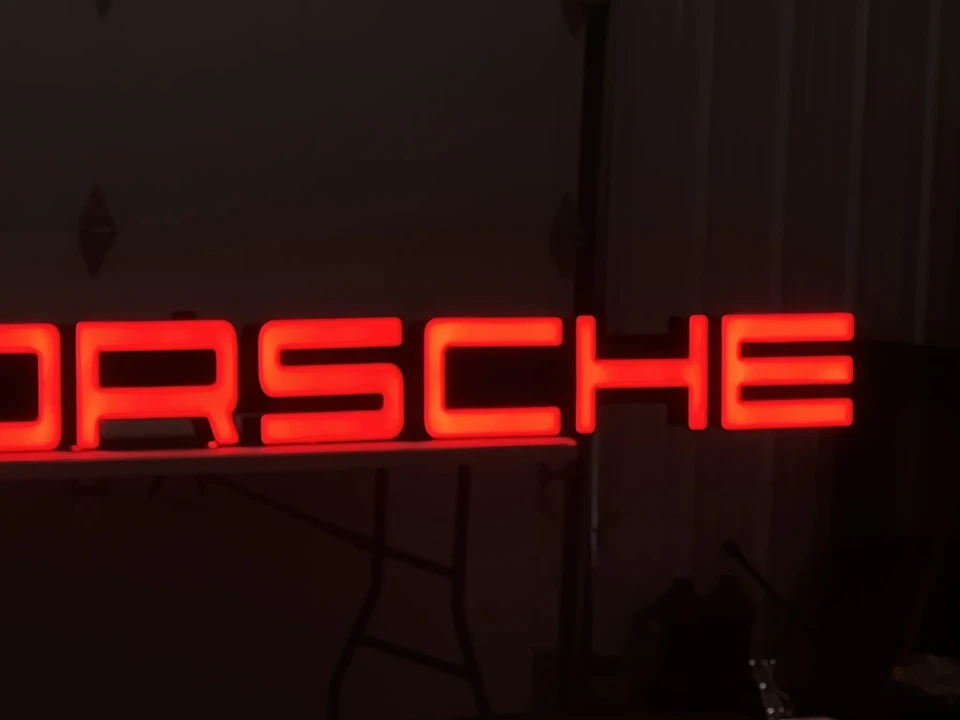 Porsche - Image 4 of 11