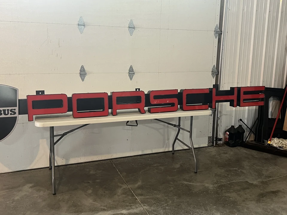Porsche - Image 6 of 11