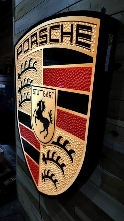 Porsche - Image 5 of 11