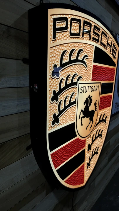 Porsche - Image 8 of 11