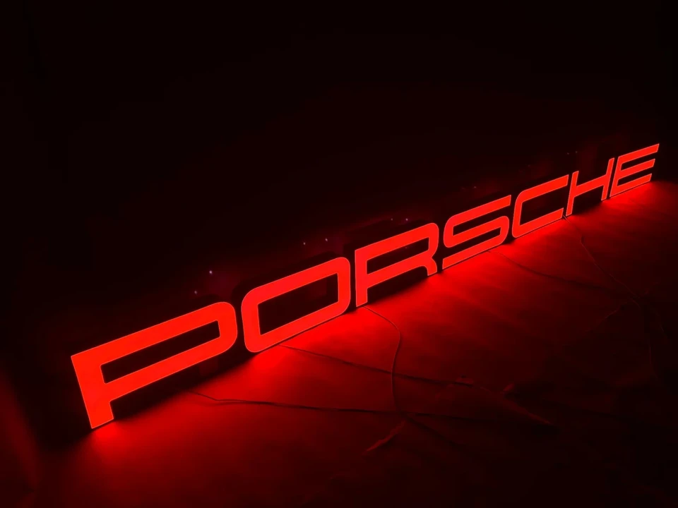 Porsche - Image 4 of 19