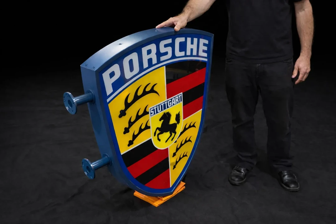 Porsche - Image 7 of 12