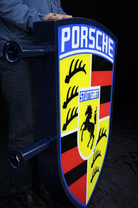 Porsche - Image 8 of 12
