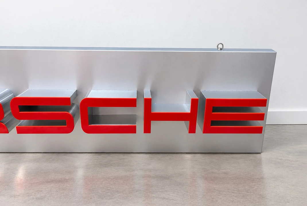 Porsche - Image 10 of 11