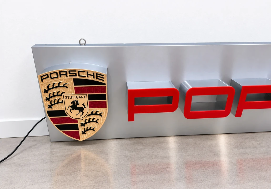 Porsche - Image 7 of 11