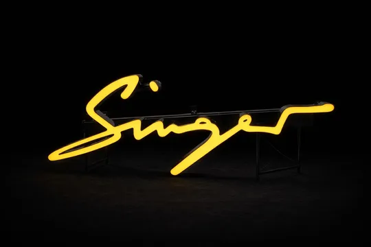 Singer Illuminated Sign Reproduction