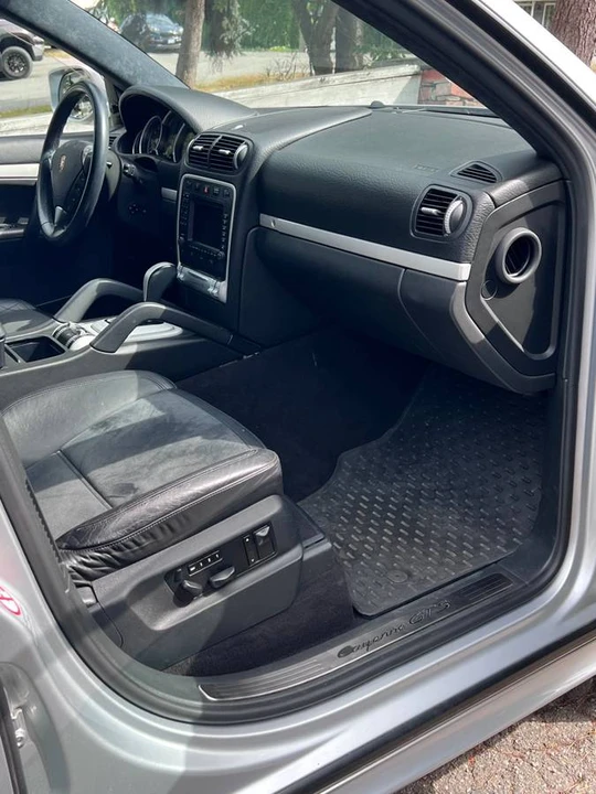 2008 Porsche 955/957 Cayenne GTS - Image 10 of 15