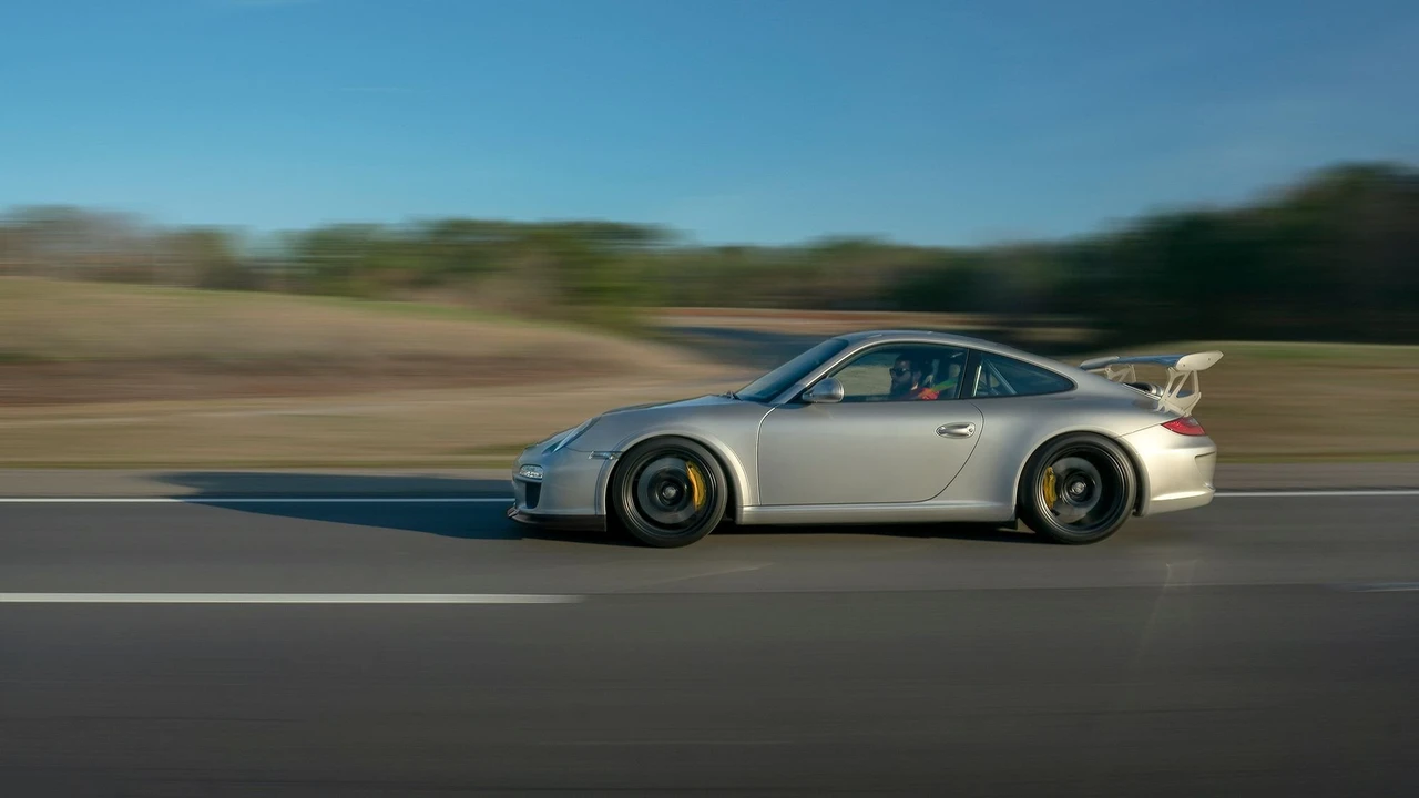 2010 Porsche 997 Carrera S - Image 2 of 31