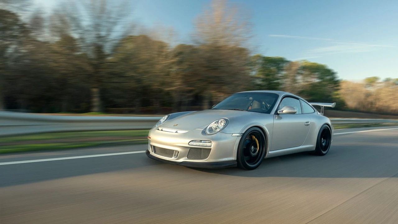 2010 Porsche 997 Carrera S - Image 4 of 31
