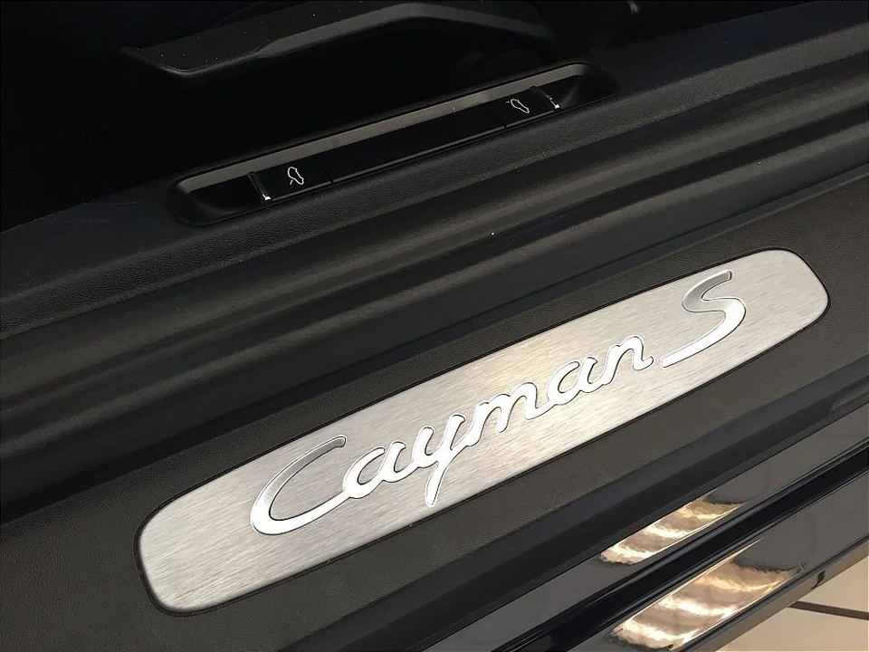 2016 Porsche 981 Cayman S - Image 18 of 21