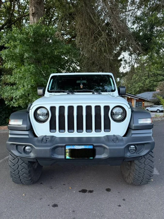 2020 Jeep JL Wrangler - Image 3 of 18