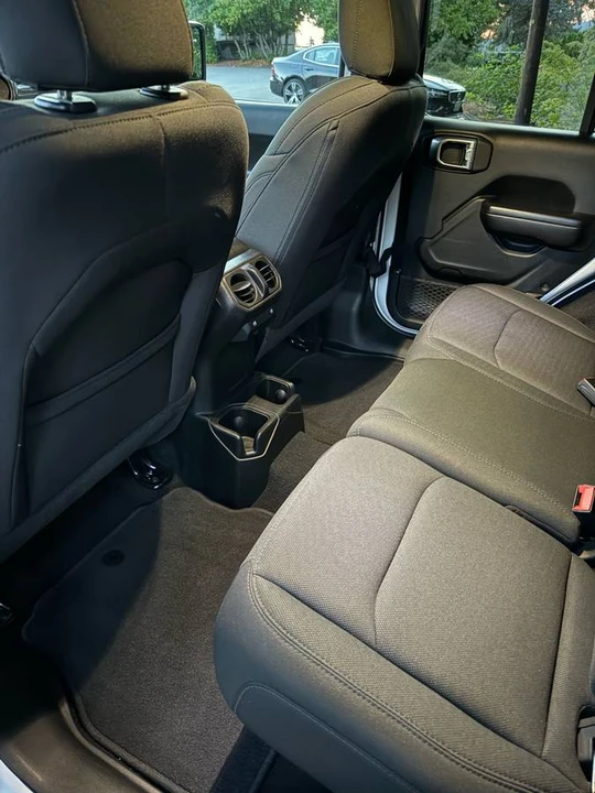 2020 Jeep JL Wrangler - Image 7 of 18