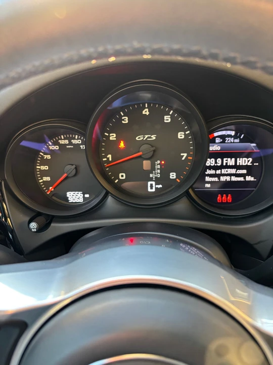 2021 Porsche Macan GTS - Image 17 of 23