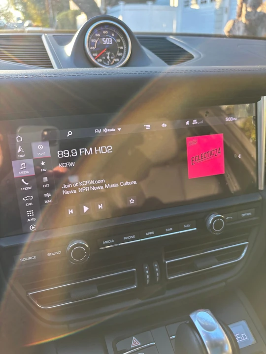 2021 Porsche Macan GTS - Image 18 of 23