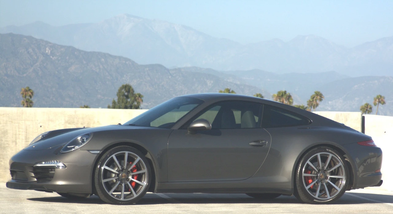 2013 Porsche 991 Carrera 4S - Image 3 of 31